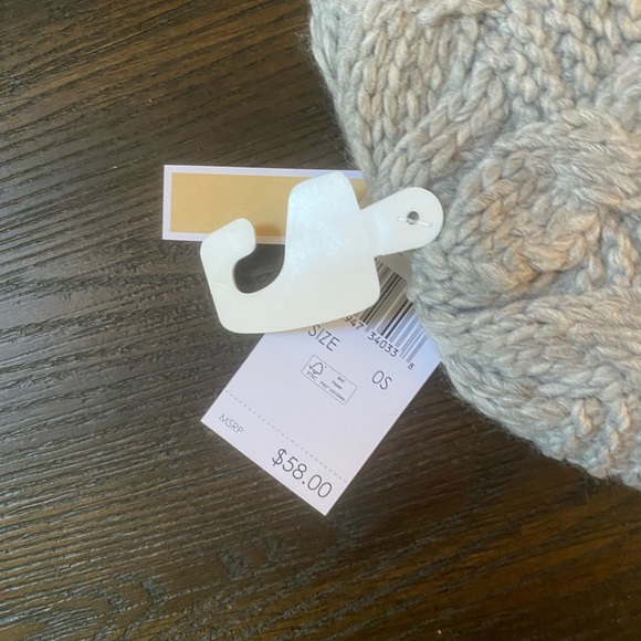 NEW AUTHENTIC Michael Kors gray beanie